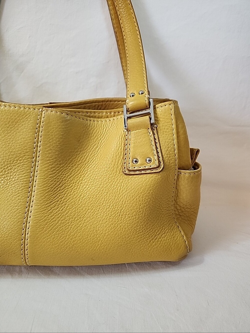 Vtg Y2k Fossil Mustard Yellow Pebbled Leather Shoulder Bag Purse w silver key - Picture 6 of 15